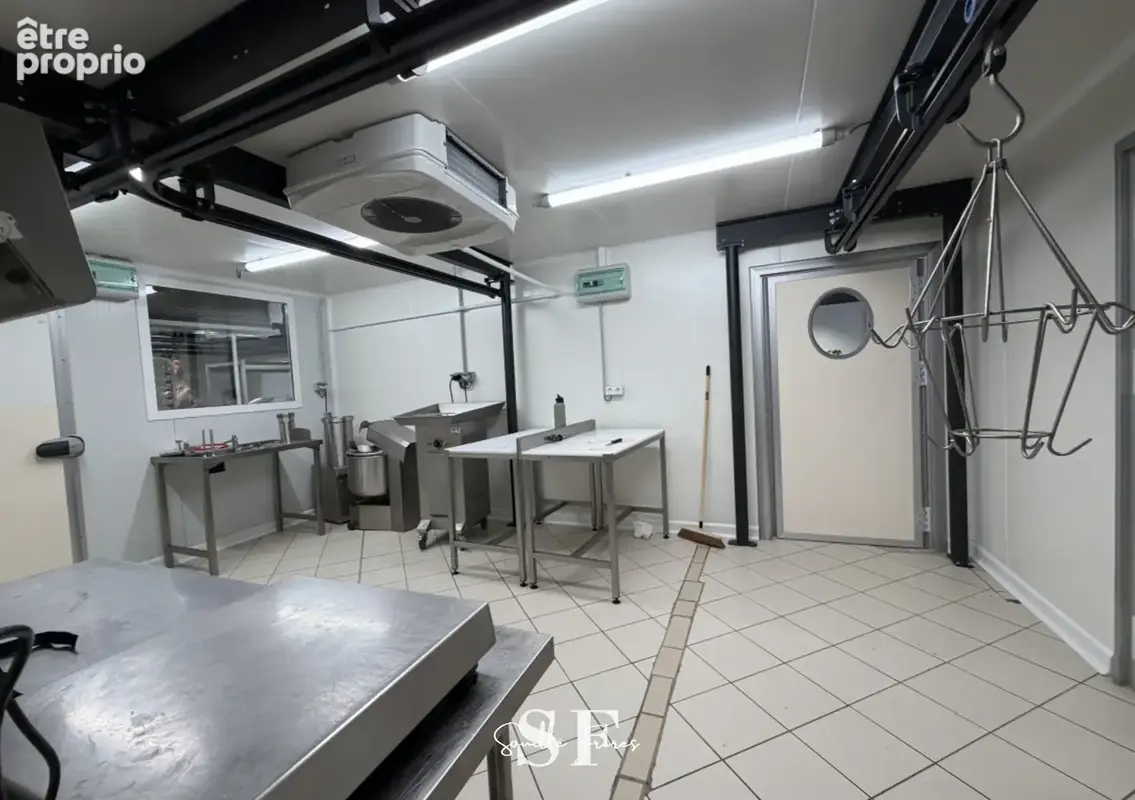 Agen rive droite - local commercial loue - photo 3