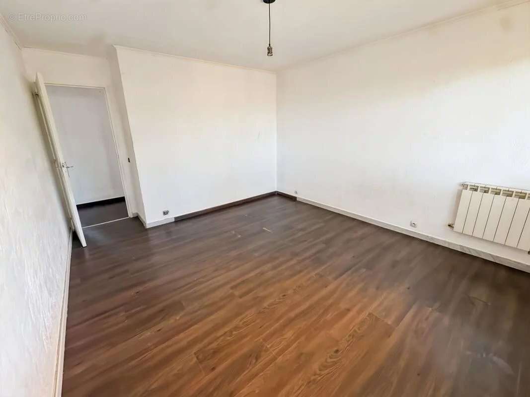 Appartement à MANDELIEU-LA-NAPOULE