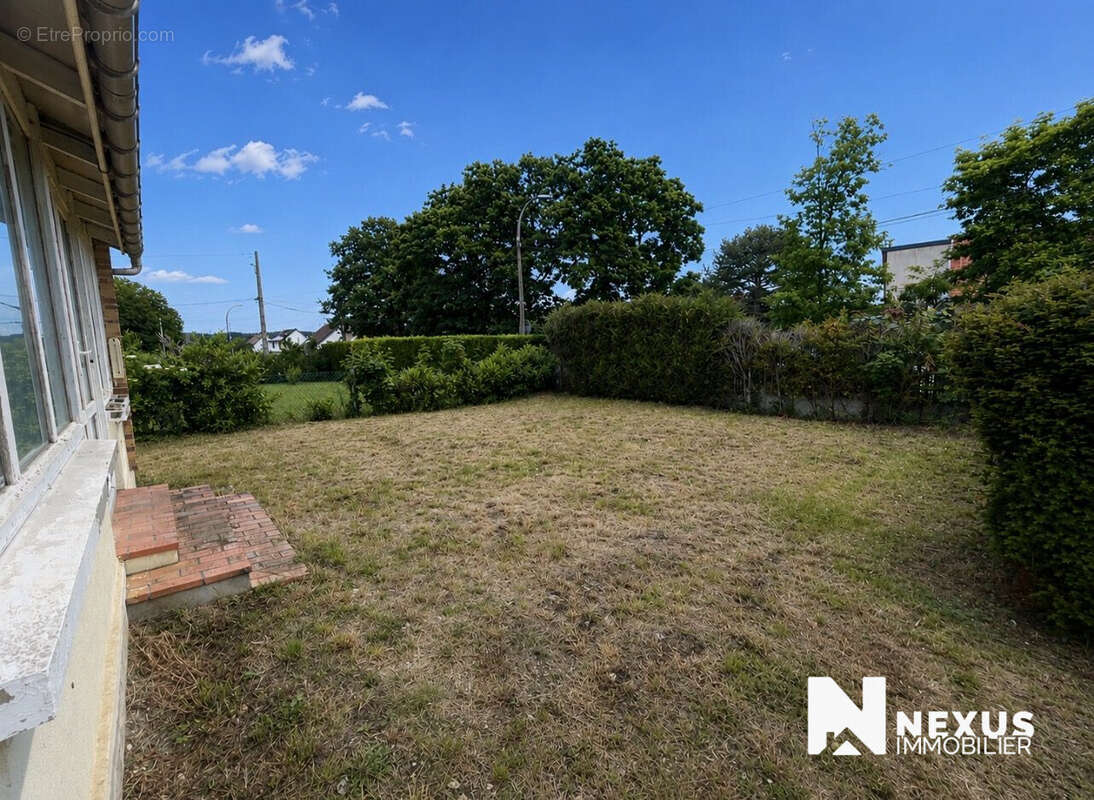 Maison 90 m² à Saint-Aubin-Les-Elbeuf  - photo 2