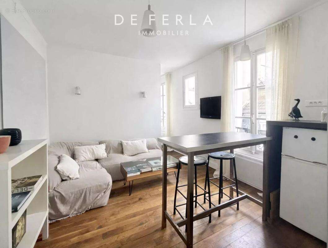 Appartement à PARIS-6E