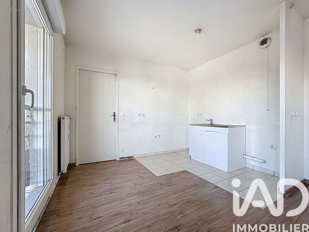 Photo 3 - Appartement à LE BLANC-MESNIL