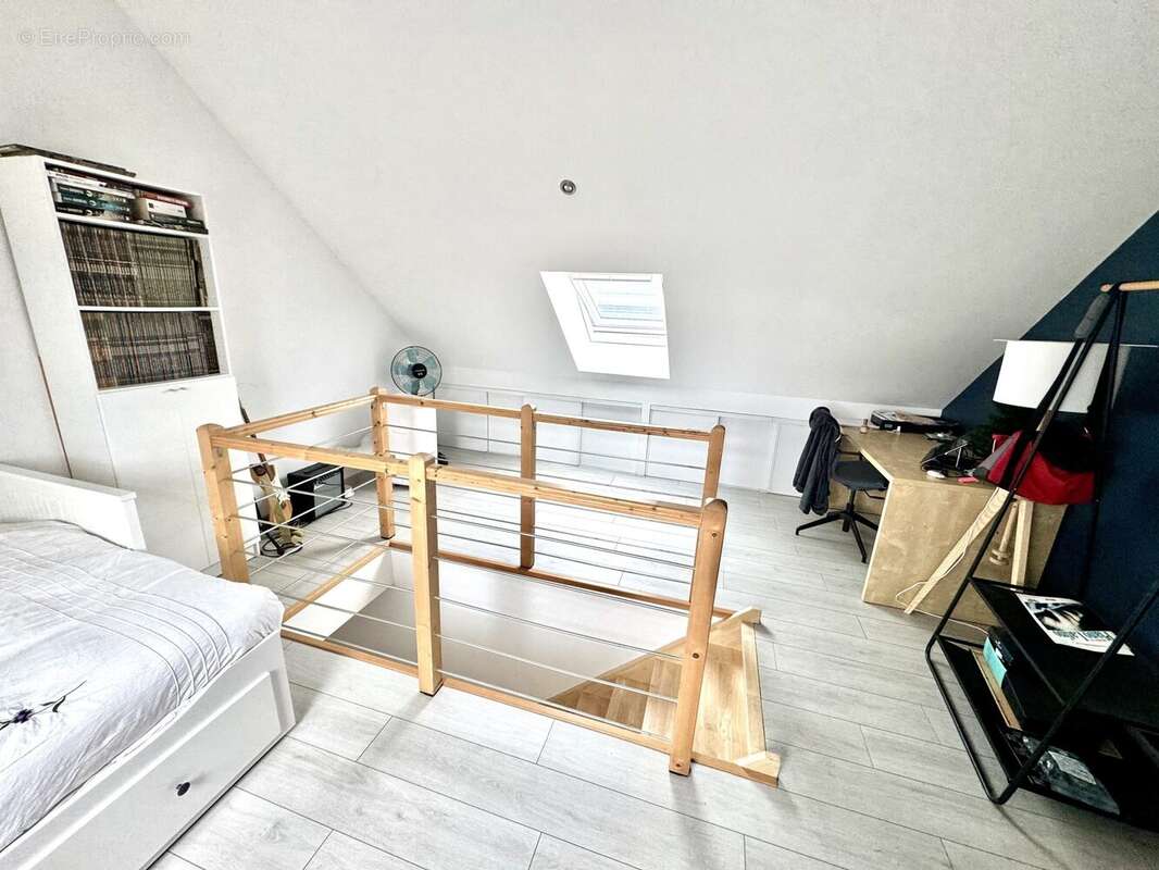 Maison 132 m² à Saint-Martin-Du-Fouilloux  - photo 4