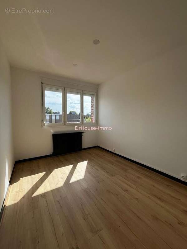 Maison 85 m² à Lambres-Lez-Douai  - photo 6
