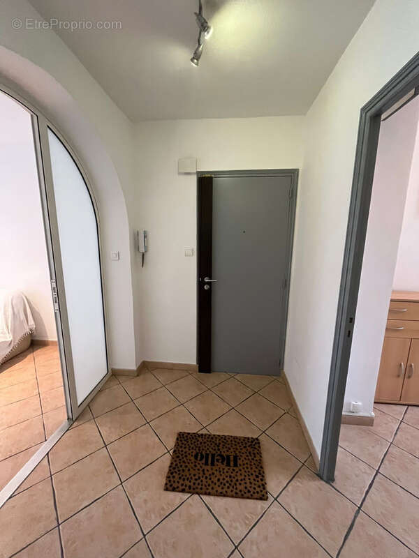 Appartement à SIX-FOURS-LES-PLAGES