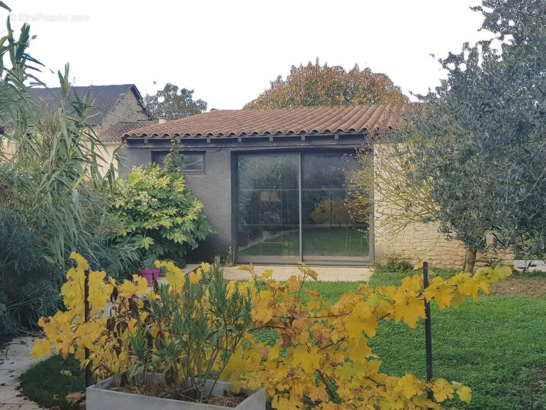 Maison à LE ROCHEREAU