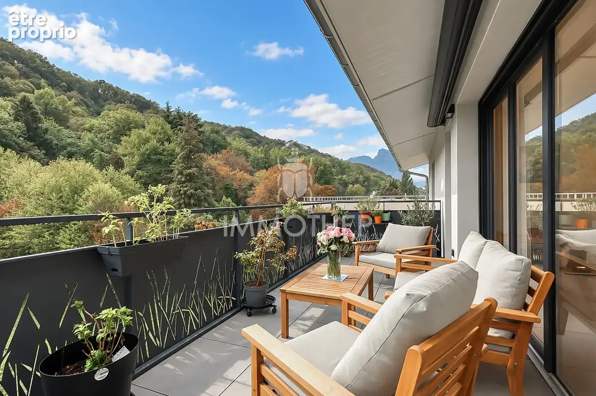 Appartement 4 pièces 83 m² à vendre à Echirolles (38130) - photo 2