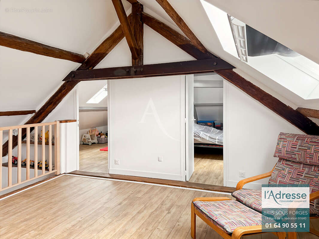 Appartement à BRIIS-SOUS-FORGES