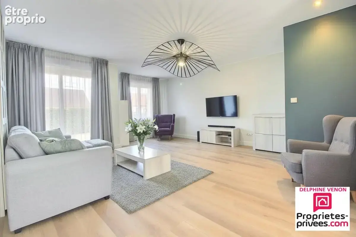 Exclusivité - Maison de plain pied classe énergie C avec 4 chambres , combles aménageables et garage sur un terrain de 1000 m² à - photo 3