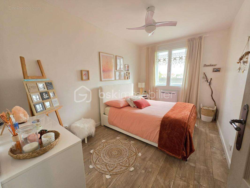Appartement à OZOIR-LA-FERRIERE