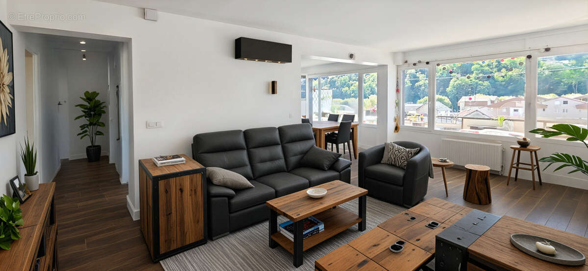 Appartement à vendre 5 pièces entre ville et lac - AIX LES BAINS (73)  Dernier étage - photo 3