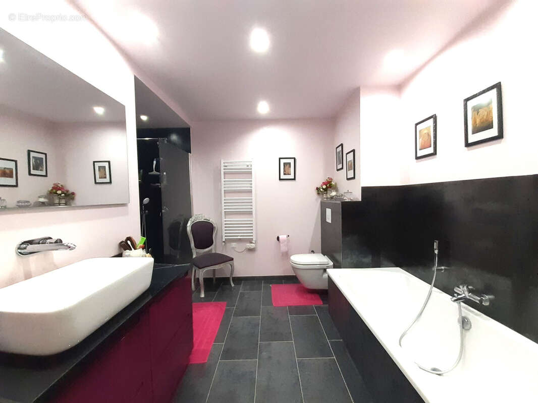 Maison à SAINT-GENIS-DES-FONTAINES