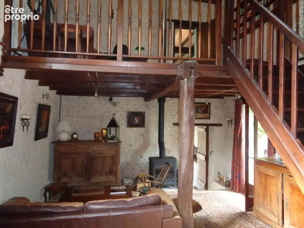 Maison 7 pièces 183 m² à vendre à Aubeterre-Sur-Dronne (16390) - photo 7