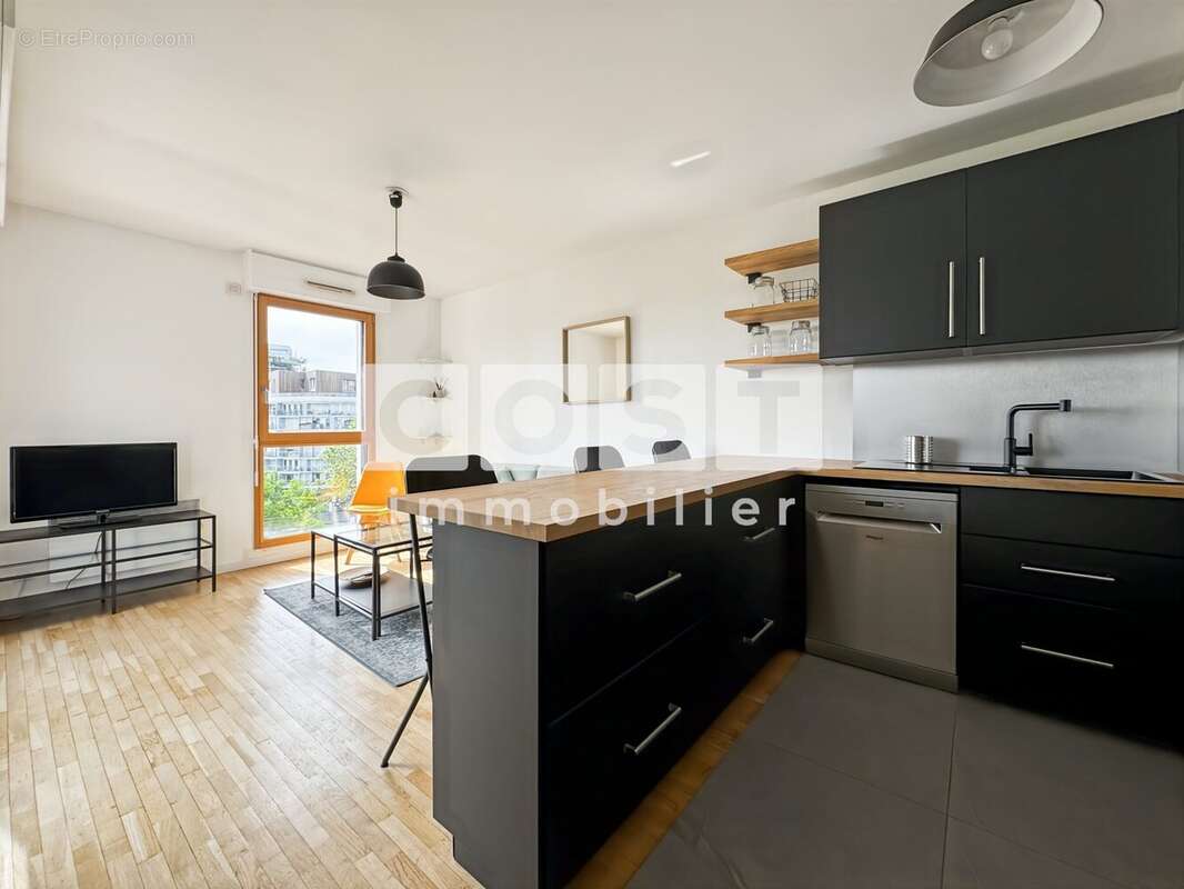 Appartement à ASNIERES-SUR-SEINE
