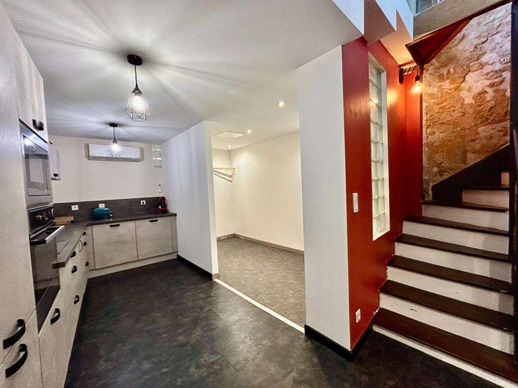 A vendre charmante maison dans le coeur historique de Périgueux 24000 - photo 2