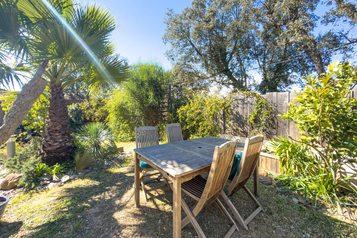 Appartement à HYERES