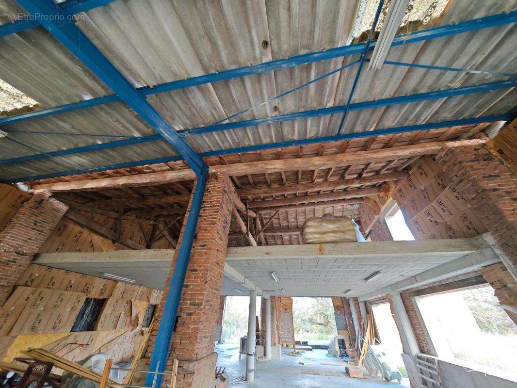 Maison à DREMIL-LAFAGE