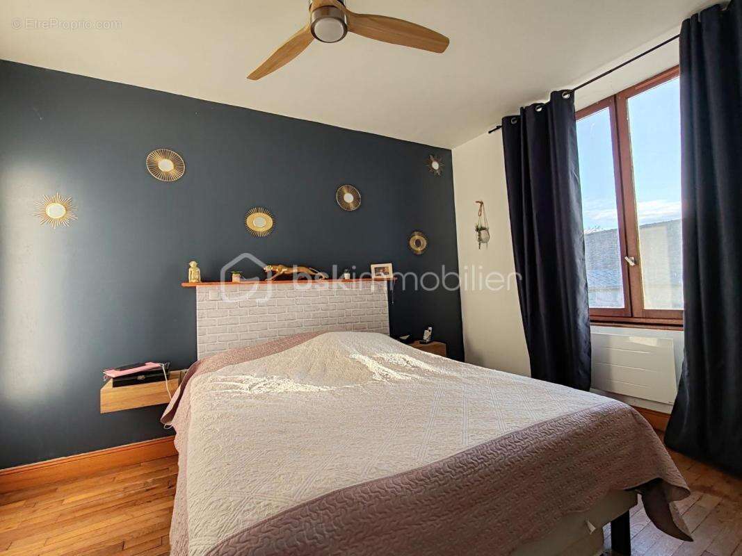 Maison mitoyenne rénovée de 155m² - photo 9