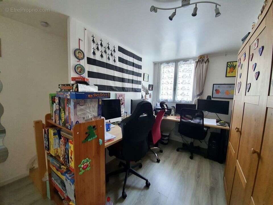 Maison d'habitation et local commercial - photo 6