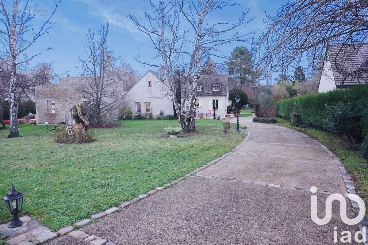 Photo 2 - Maison à BOISSISE-LA-BERTRAND