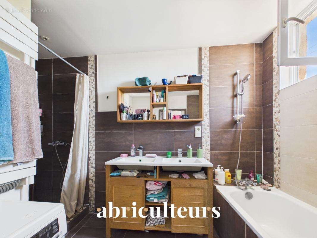 Maison de 6 pièces 140 m² en secteur résidentiel en vente à Argenteuil (95100) - photo 15