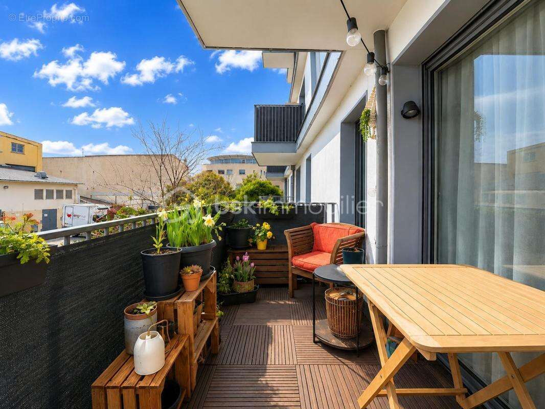 Appartement à NANTERRE