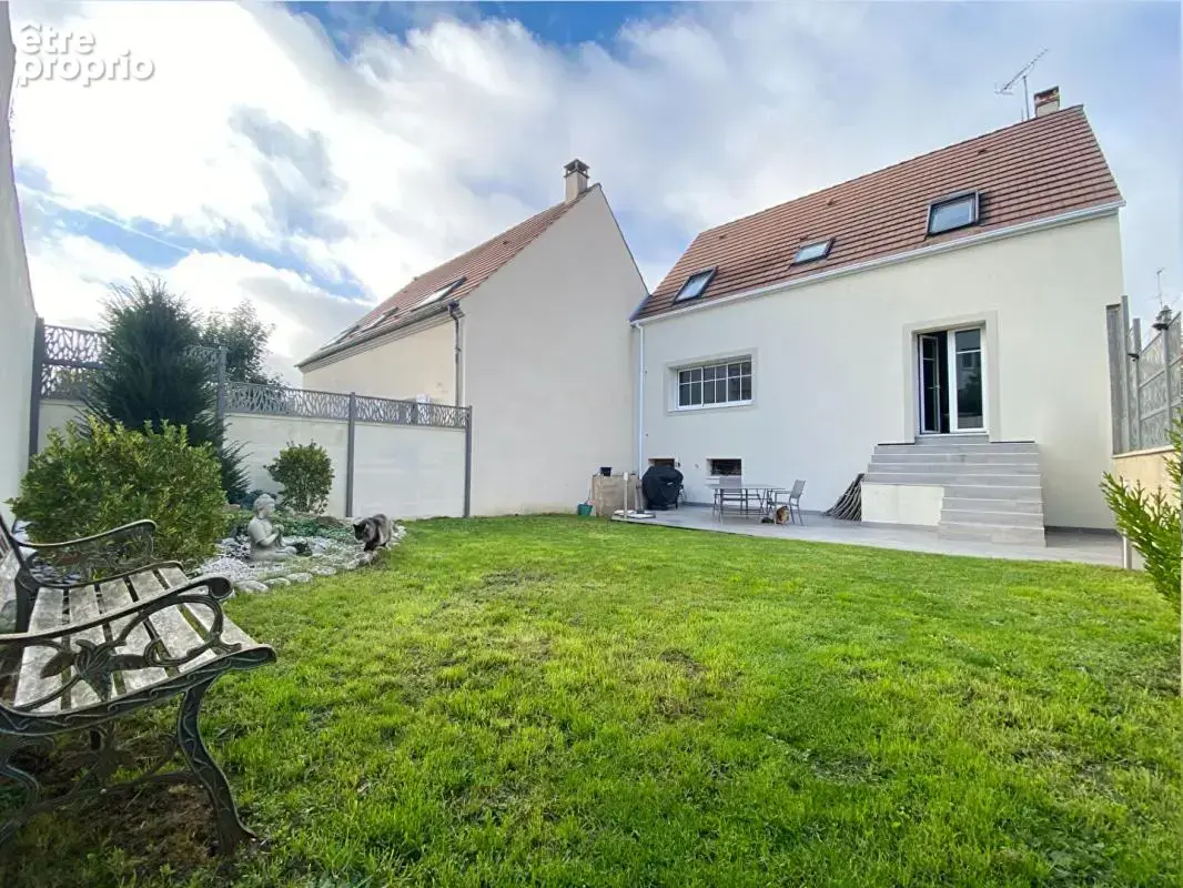 Le plessis robinson - maison 5 chambres, jardin, sous-sol total pompe a chaleur - dpe a - photo 12