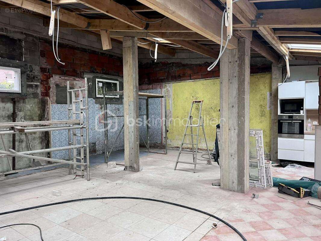 Maison à ROISSY-EN-BRIE