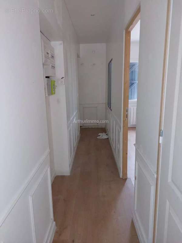 Appartement à VILLAINES-SOUS-BOIS