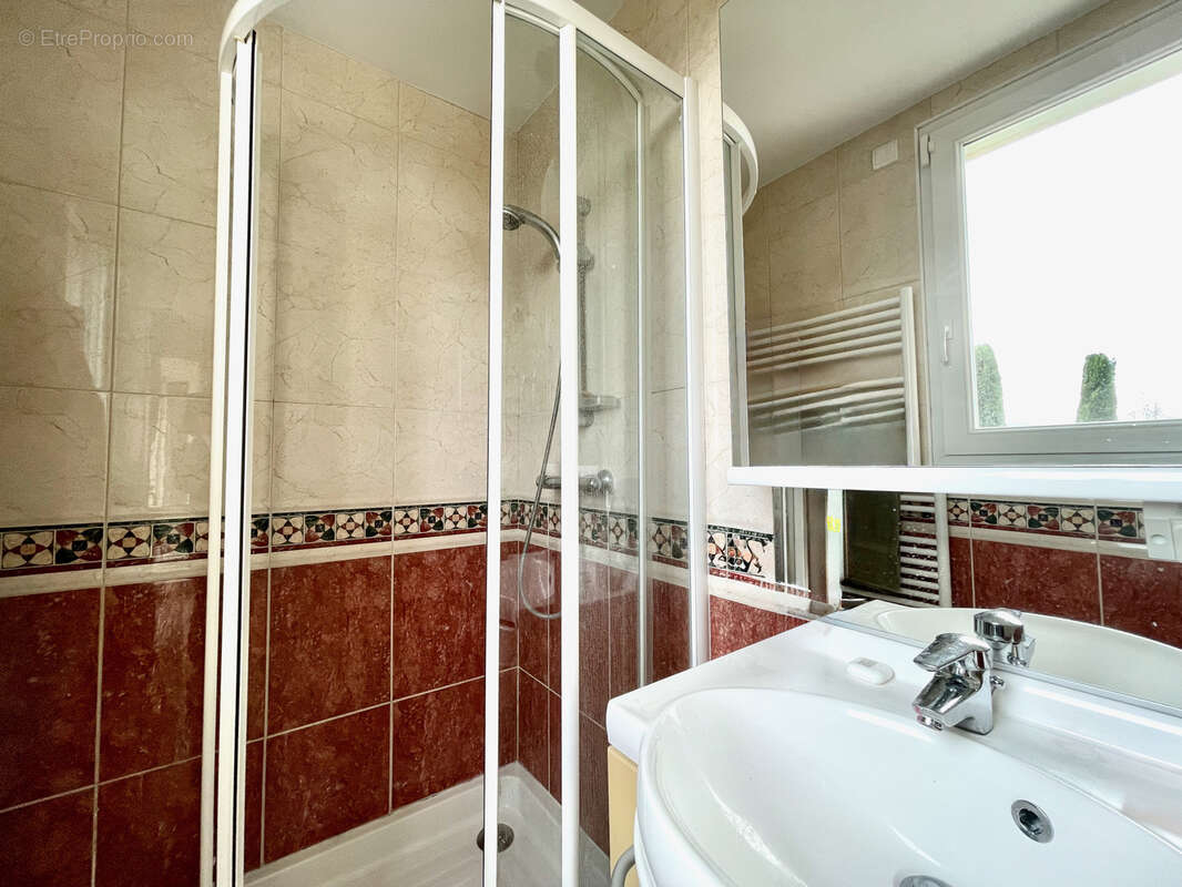 Appartement à DIVONNE-LES-BAINS