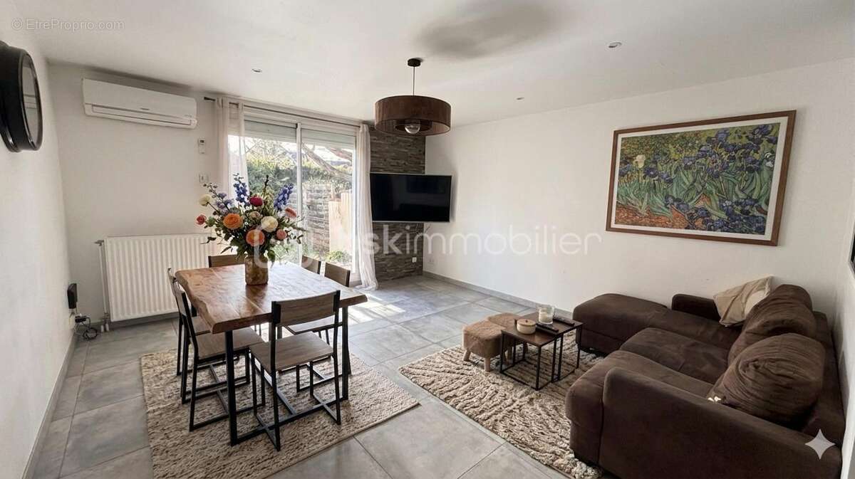 Maison accolée d’un côté / 4 chambres - photo 4