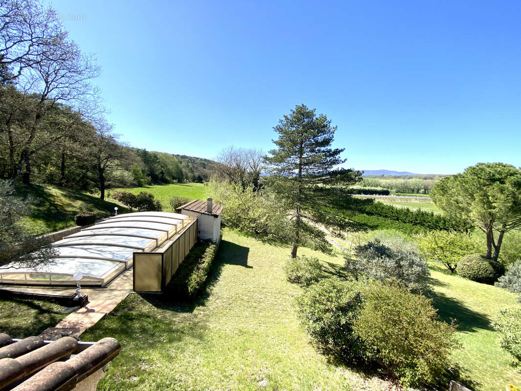 Maison à MONTELIMAR
