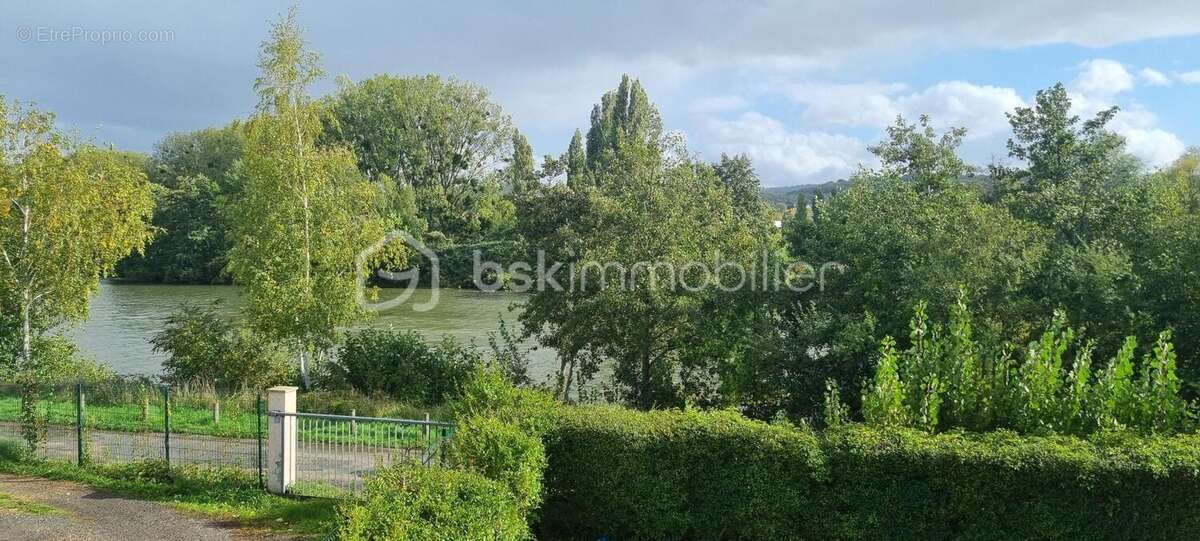 Appartement à PERSAN