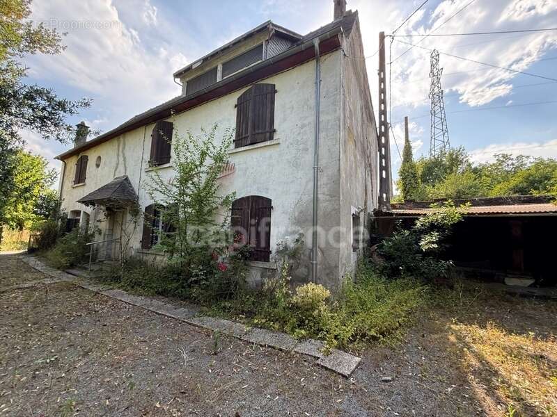 Maison à LOURDES