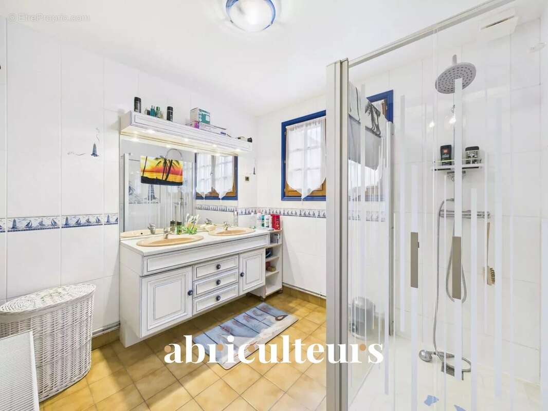 Maison à CHATEAUDUN