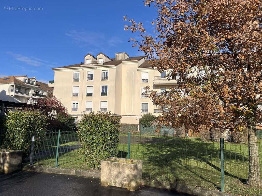 Appartement à PONTAULT-COMBAULT