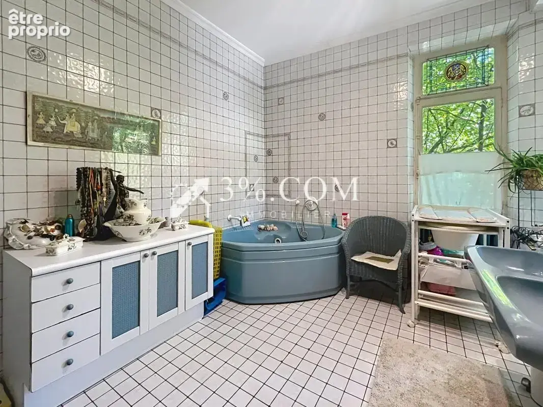 Maison de caractère au coeur de Châteauvert 340 m2 habitable - photo 15