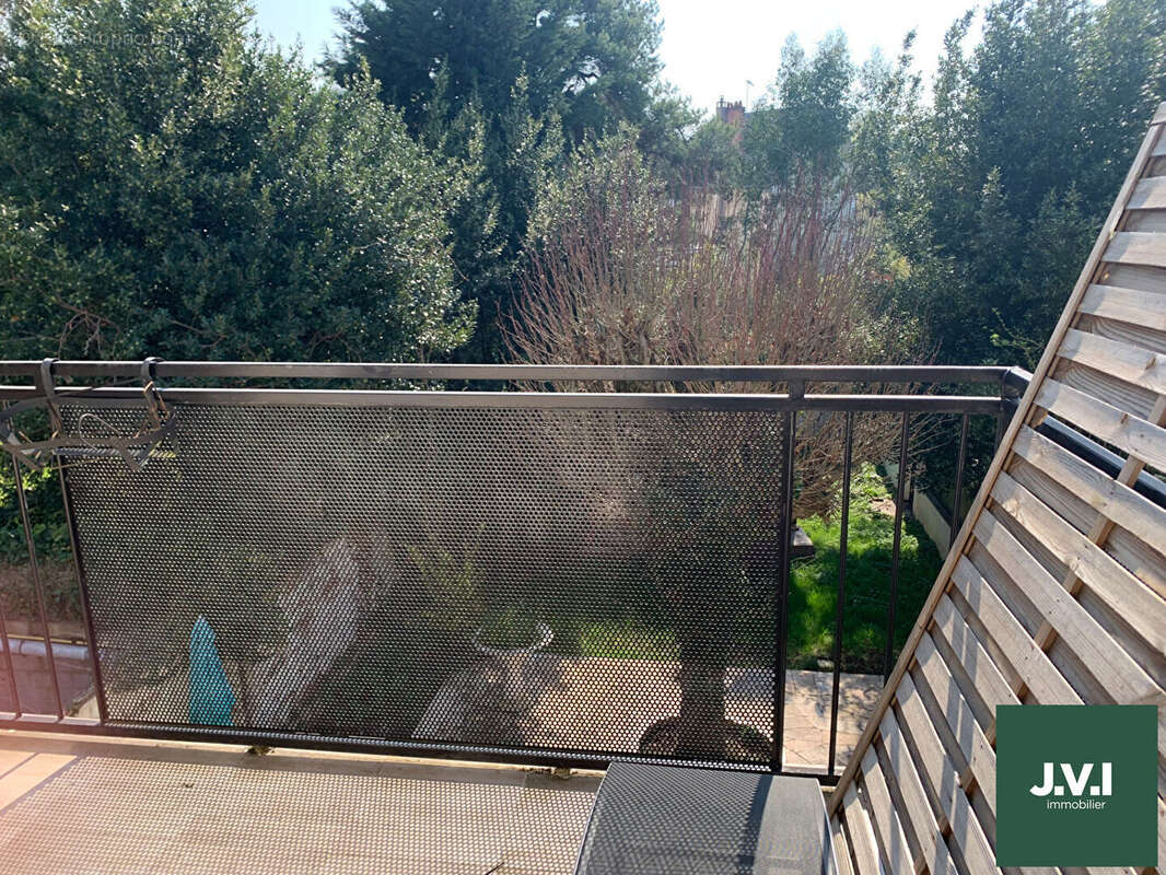 Maison à MONTMORENCY