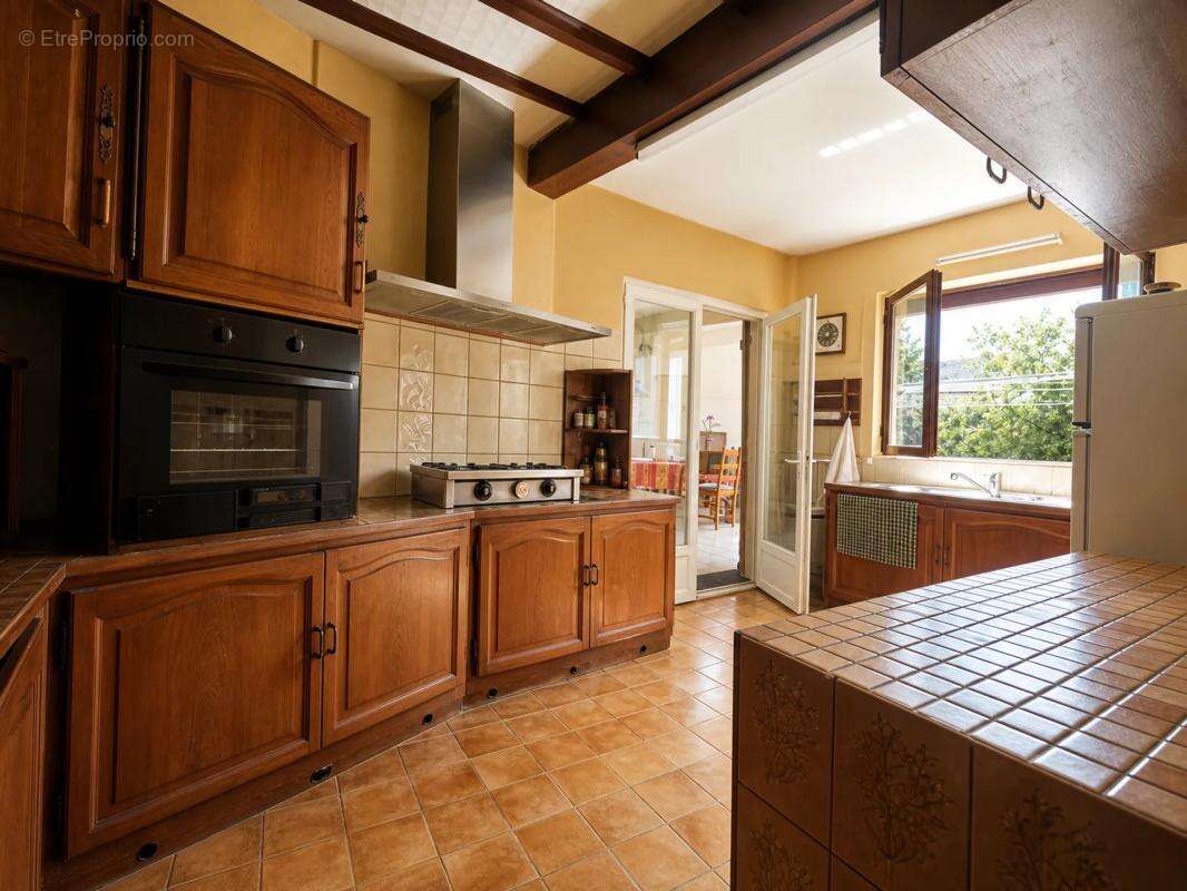 Maison de 120 m2 avec plus de 2,2 hectares de terrain - photo 5