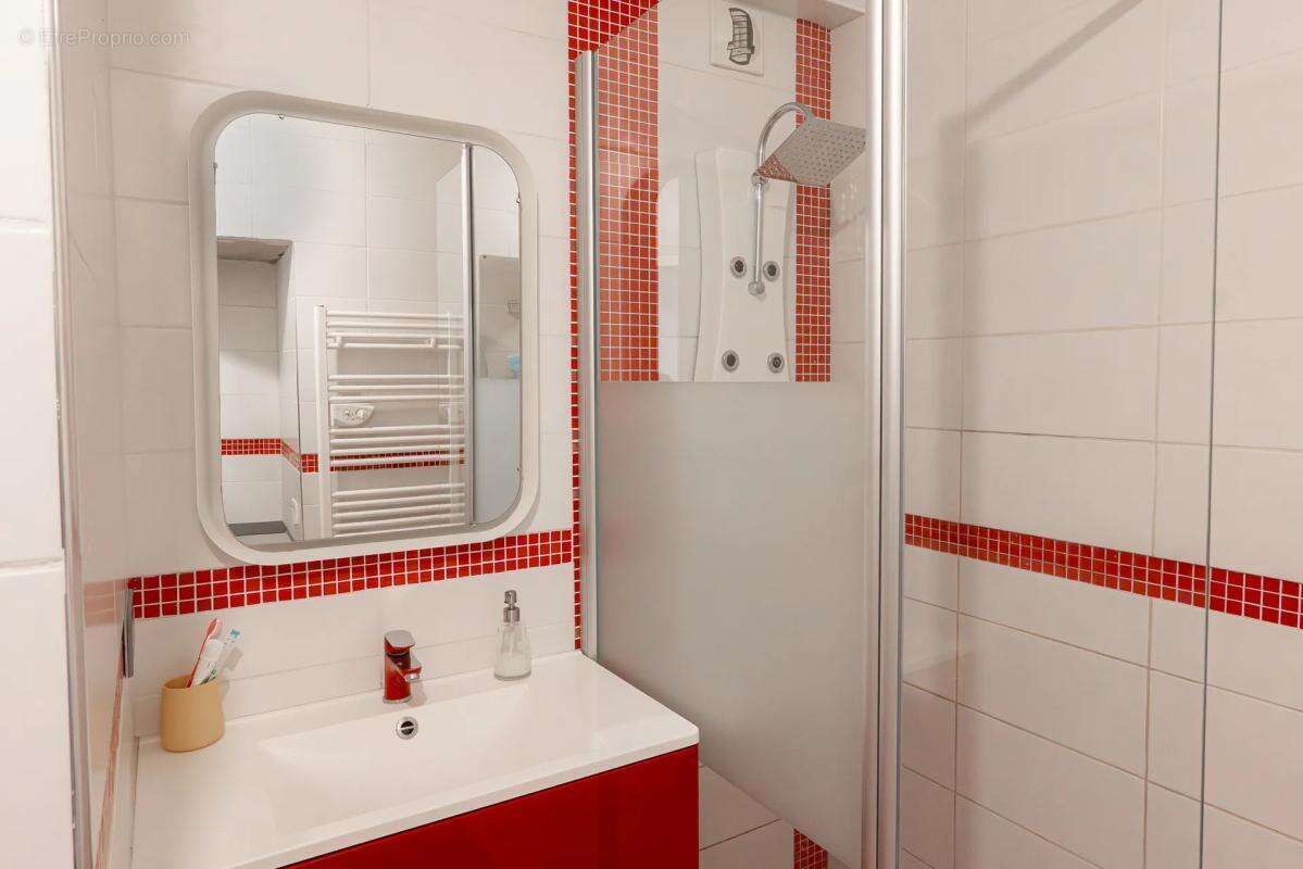 Appartement à VALENCIN