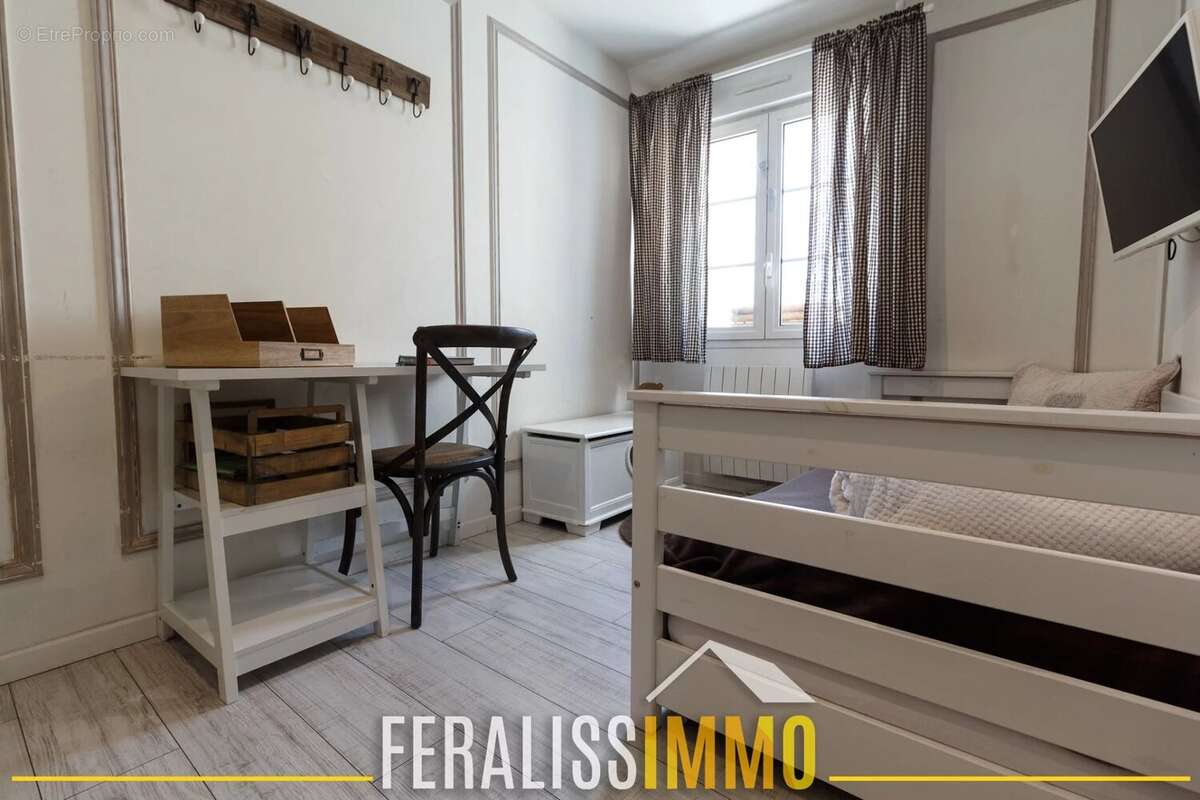 Maison à NEUVILLE-SUR-OISE