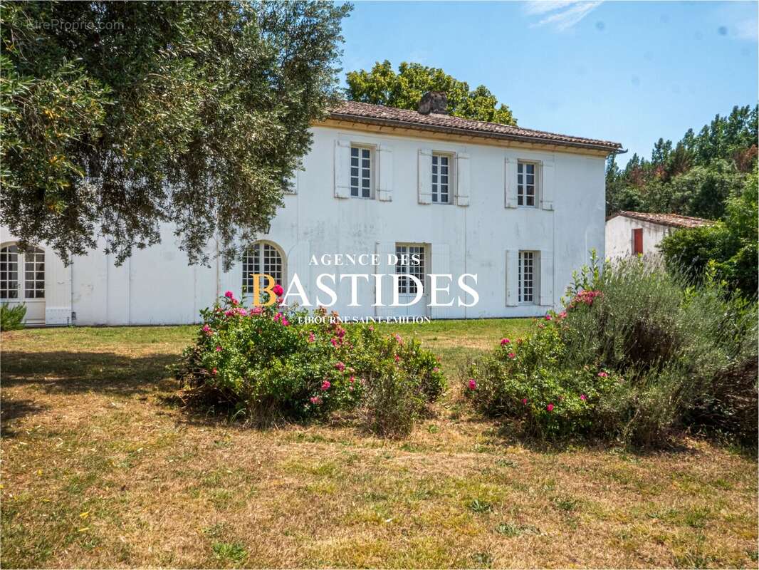 Maison à ARVEYRES
