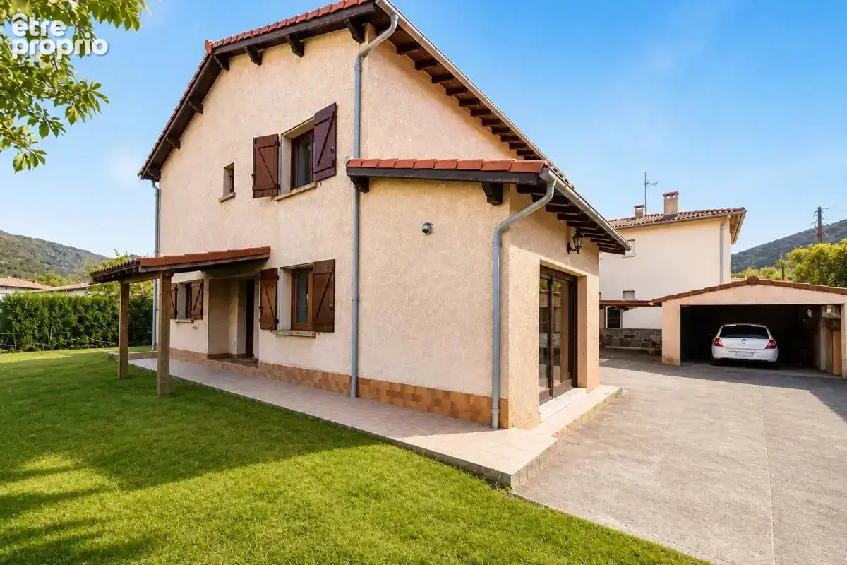 Maison de 6 pièces de 136 m² situé à Foix - photo 2