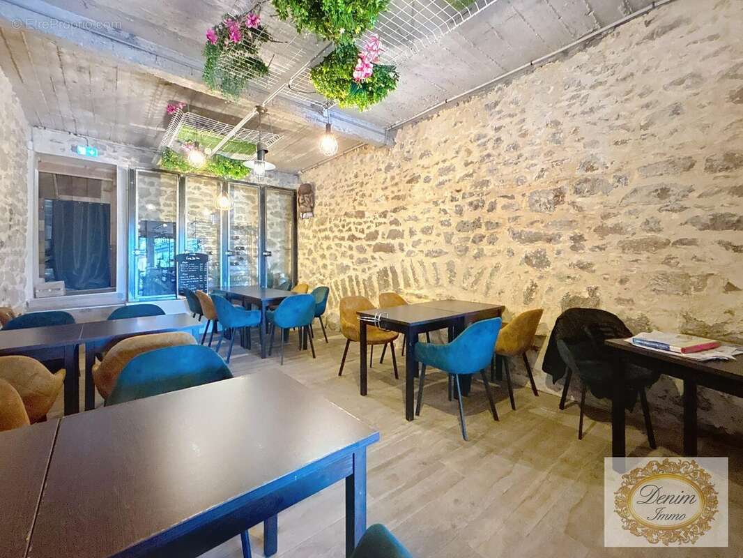 Commerce 180 m² à Moussac  - photo 9