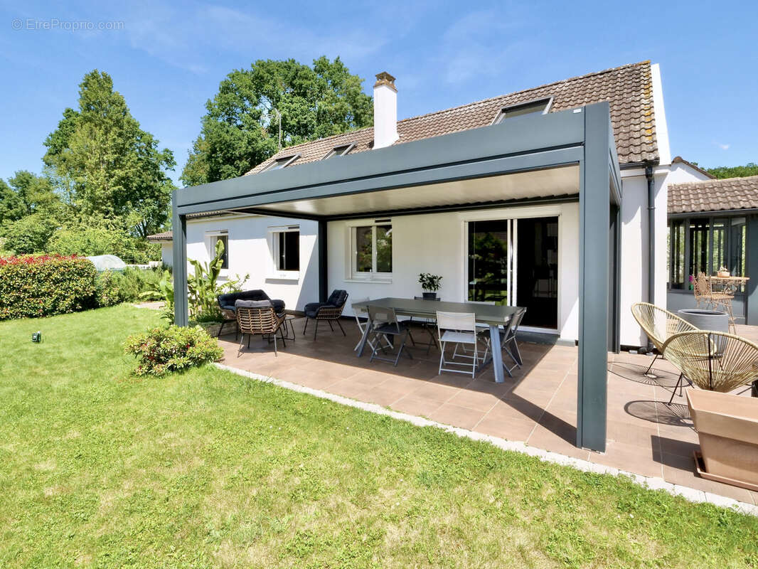Maison à LE CHATELET-EN-BRIE