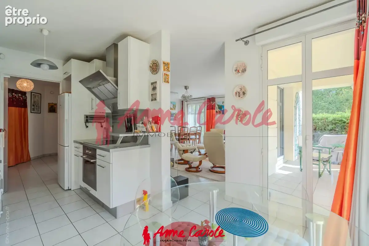 Joinville-le-pont   4 pièces 100 m2   rez-de-jardin   3 chambres   box double - photo 6