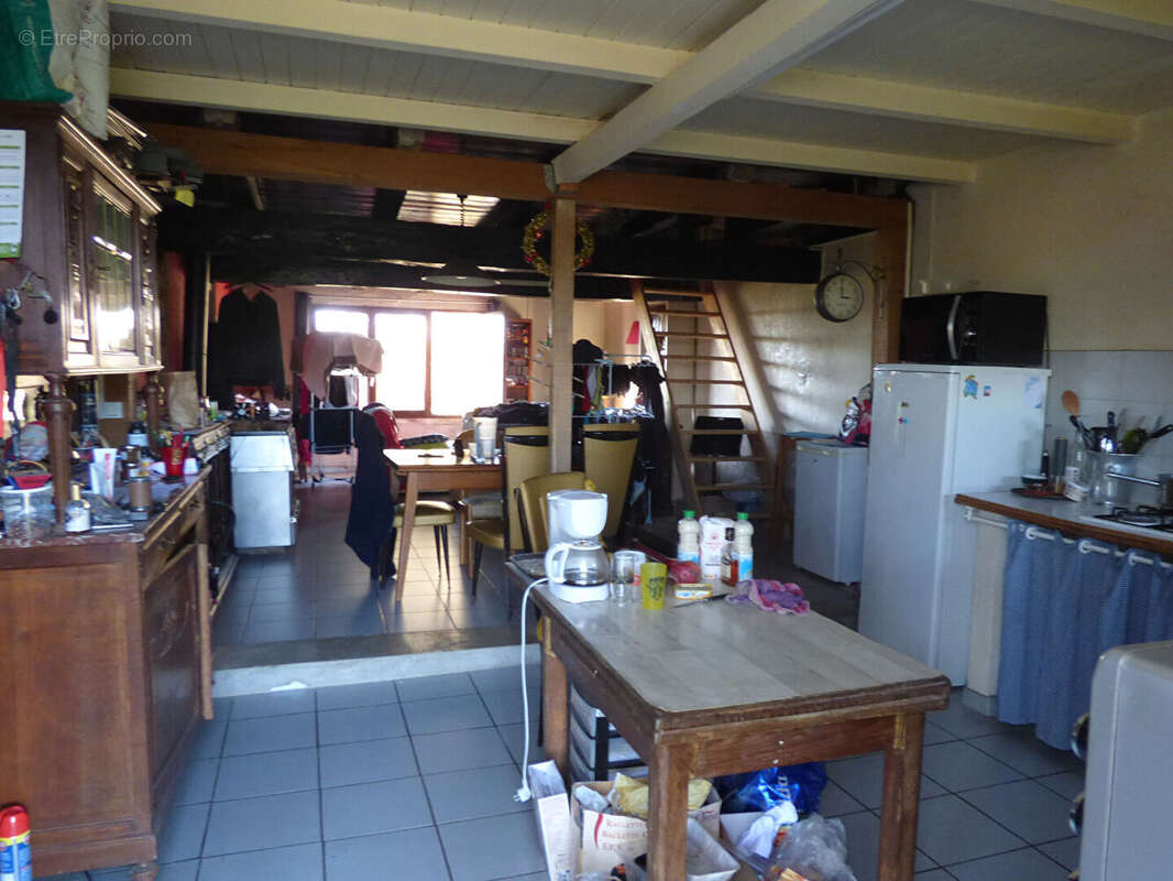 Maison à SAINT-TRIVIER-DE-COURTES