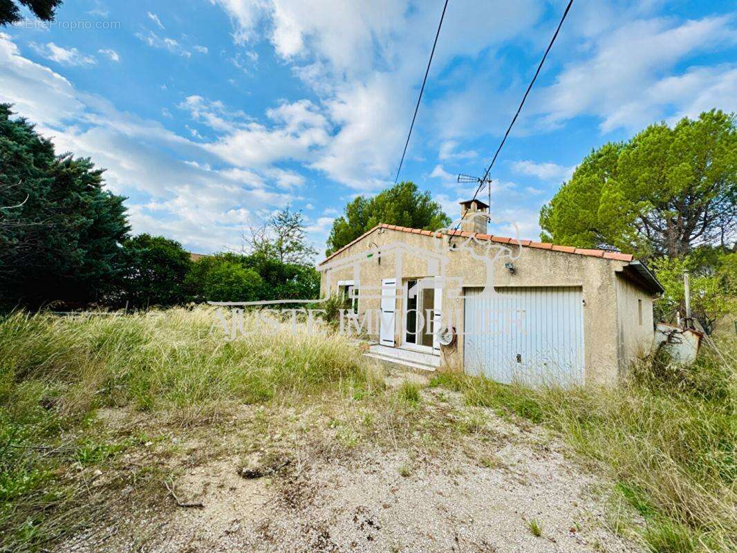 Maison à LA FARE-LES-OLIVIERS