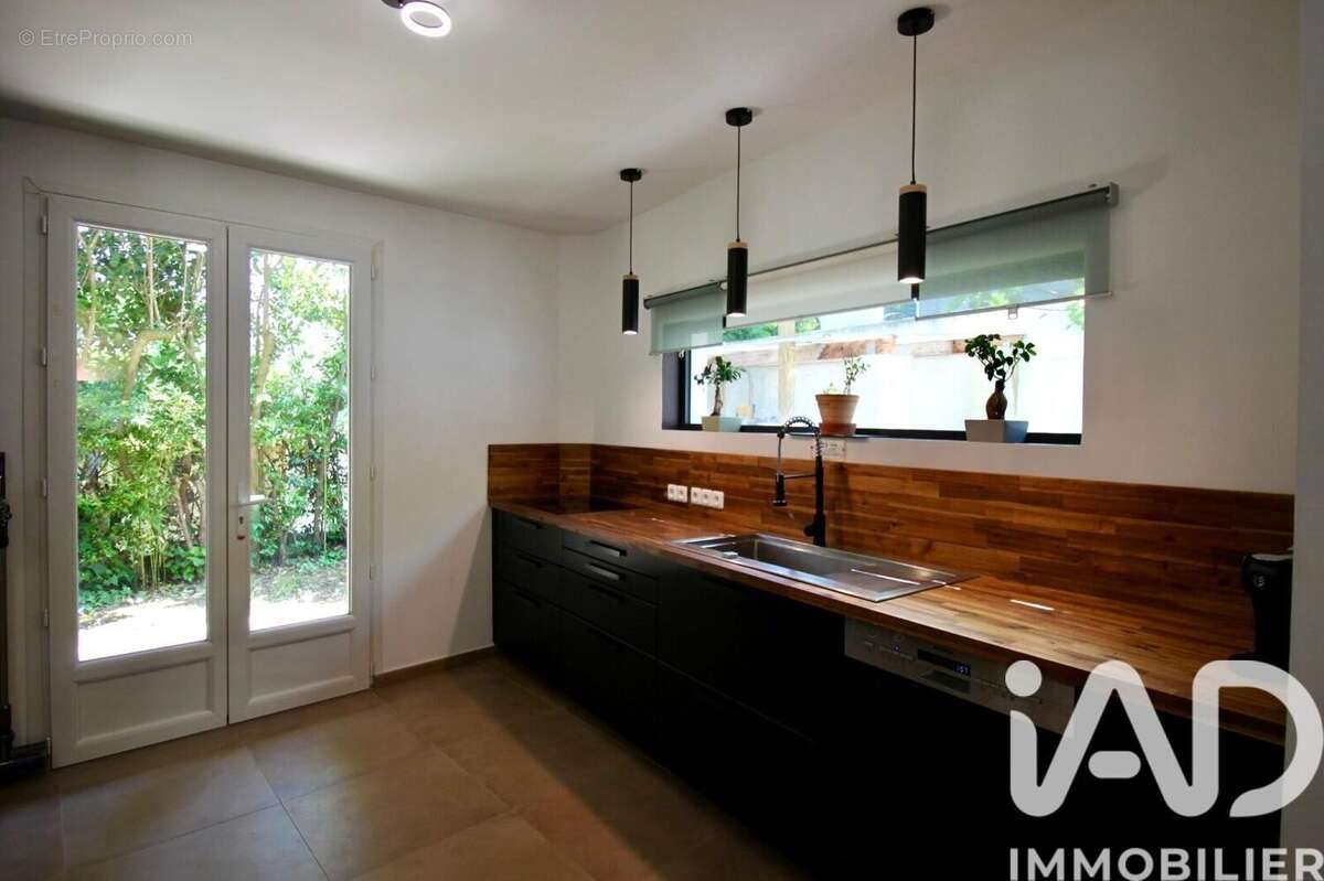 Photo 3 - Maison à MARSEILLE-12E