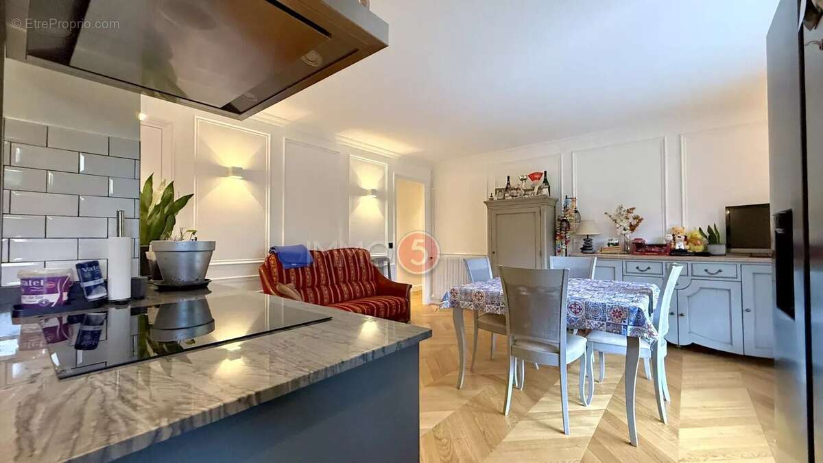 Appartement à LE RAINCY