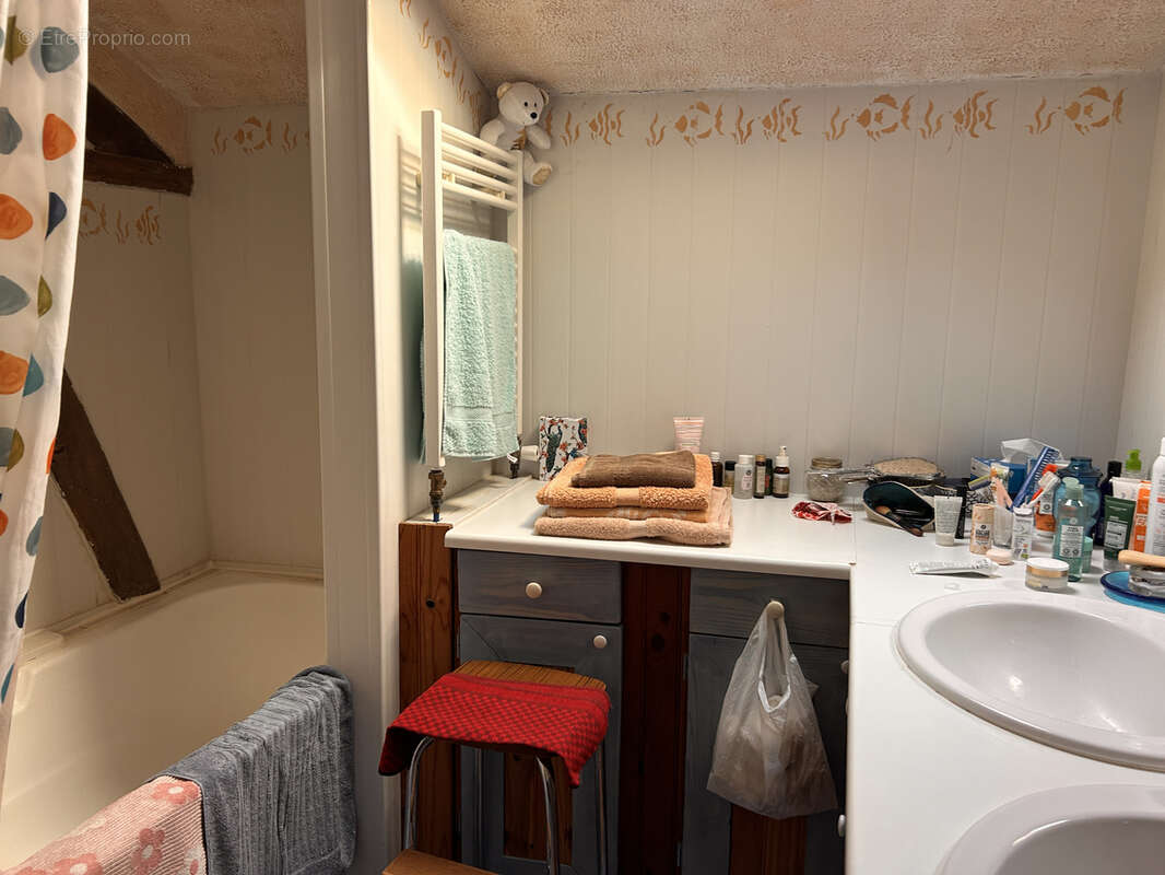 Maison à SAINT-MARCEL